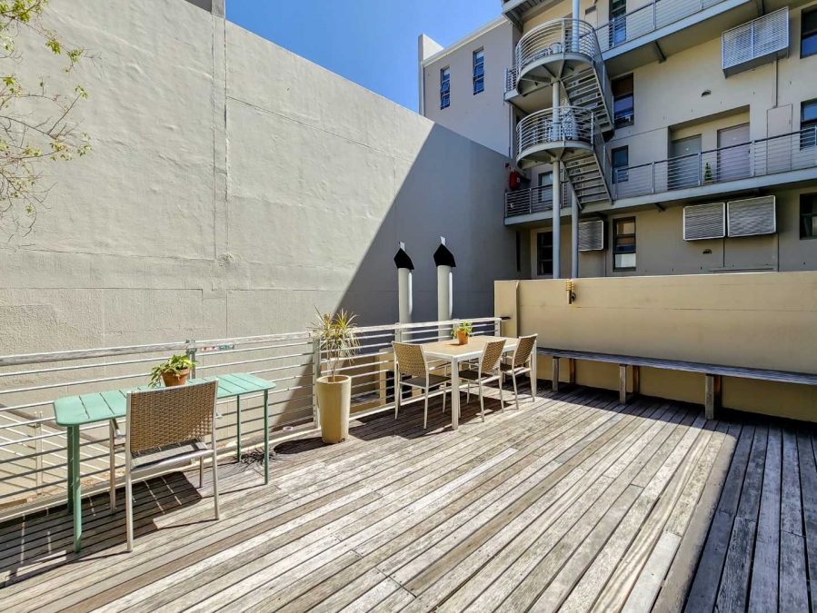 1 Bedroom Property for Sale in De Waterkant Western Cape